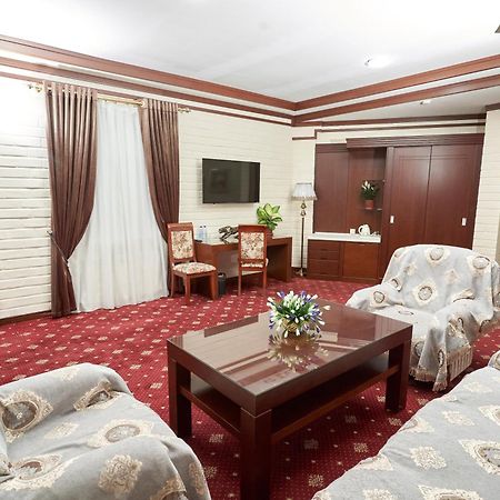 Rakat Plaza Hotel Tashkent Ngoại thất bức ảnh