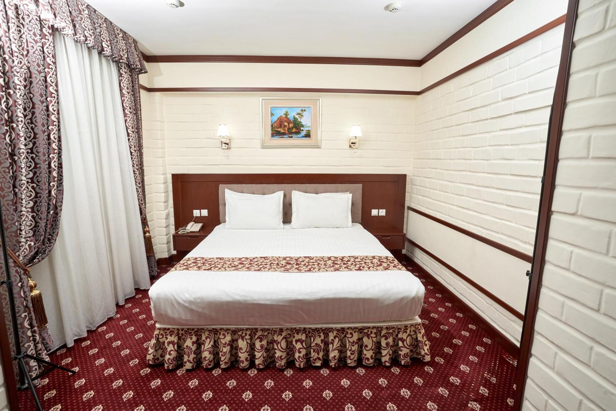 Rakat Plaza Hotel Tashkent Ngoại thất bức ảnh