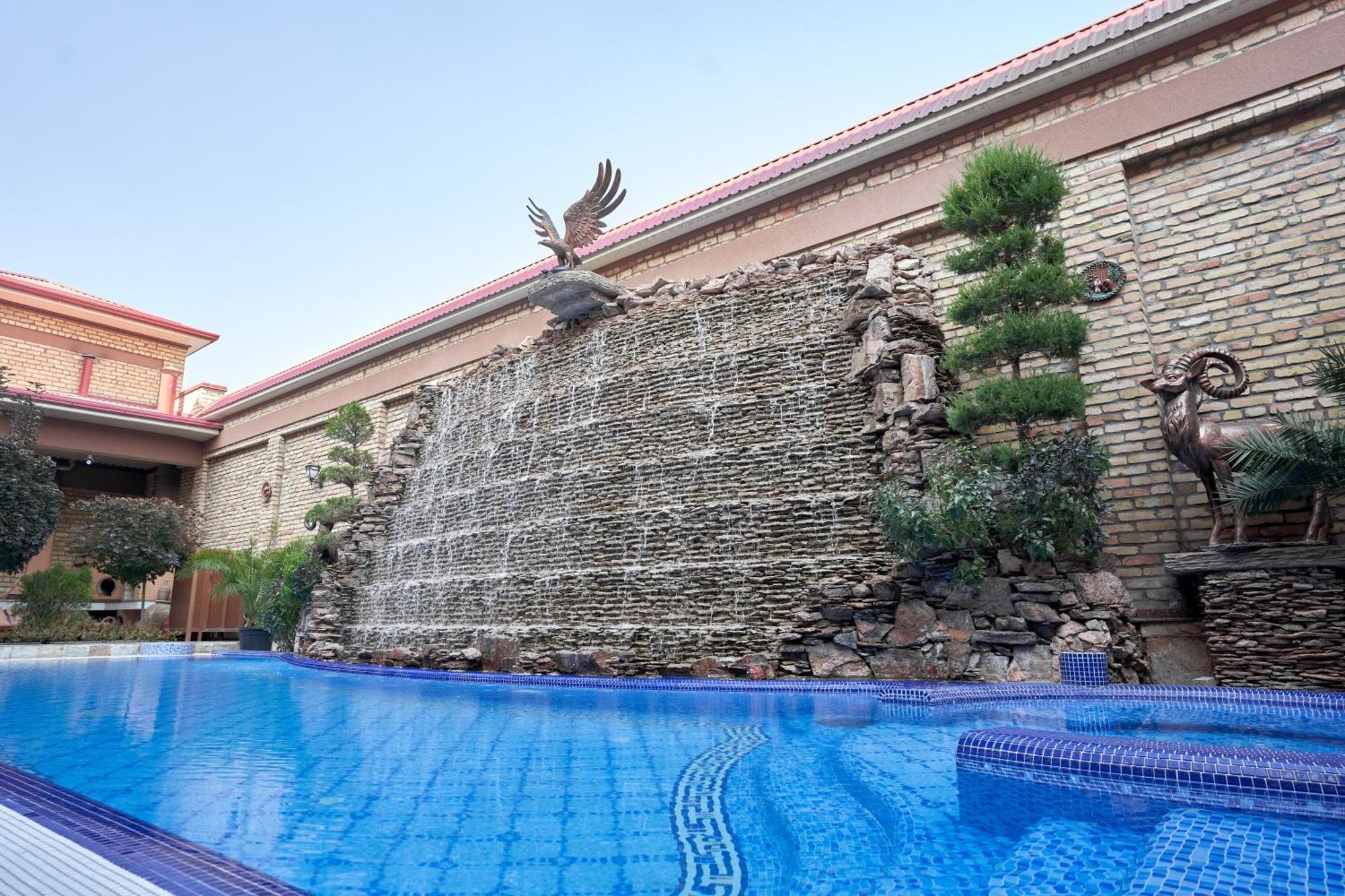 Rakat Plaza Hotel Tashkent Ngoại thất bức ảnh