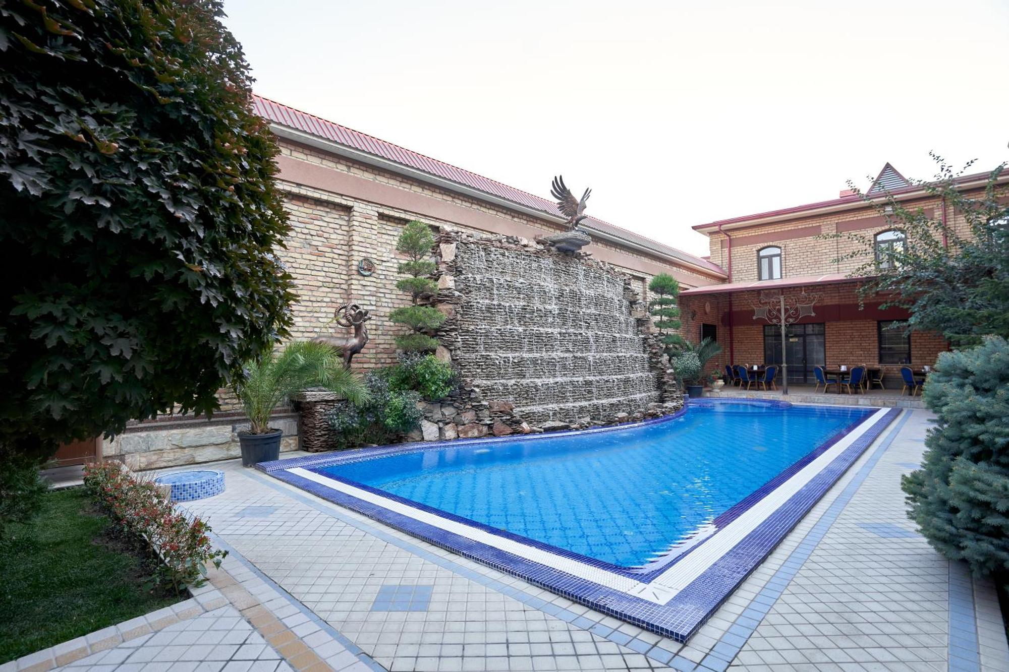 Rakat Plaza Hotel Tashkent Ngoại thất bức ảnh