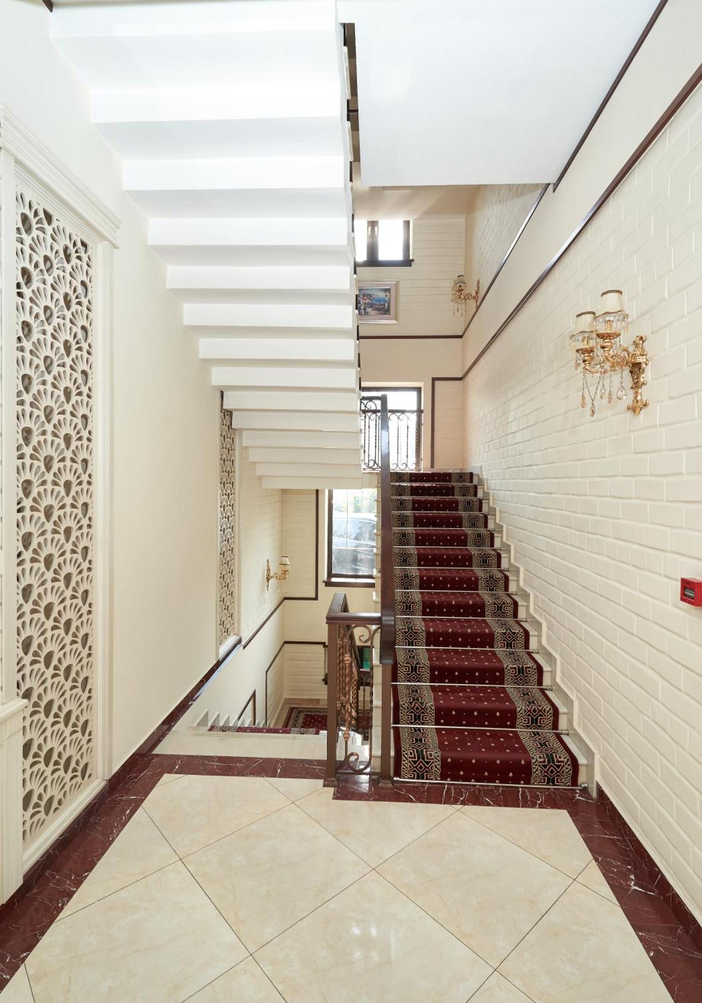 Rakat Plaza Hotel Tashkent Ngoại thất bức ảnh